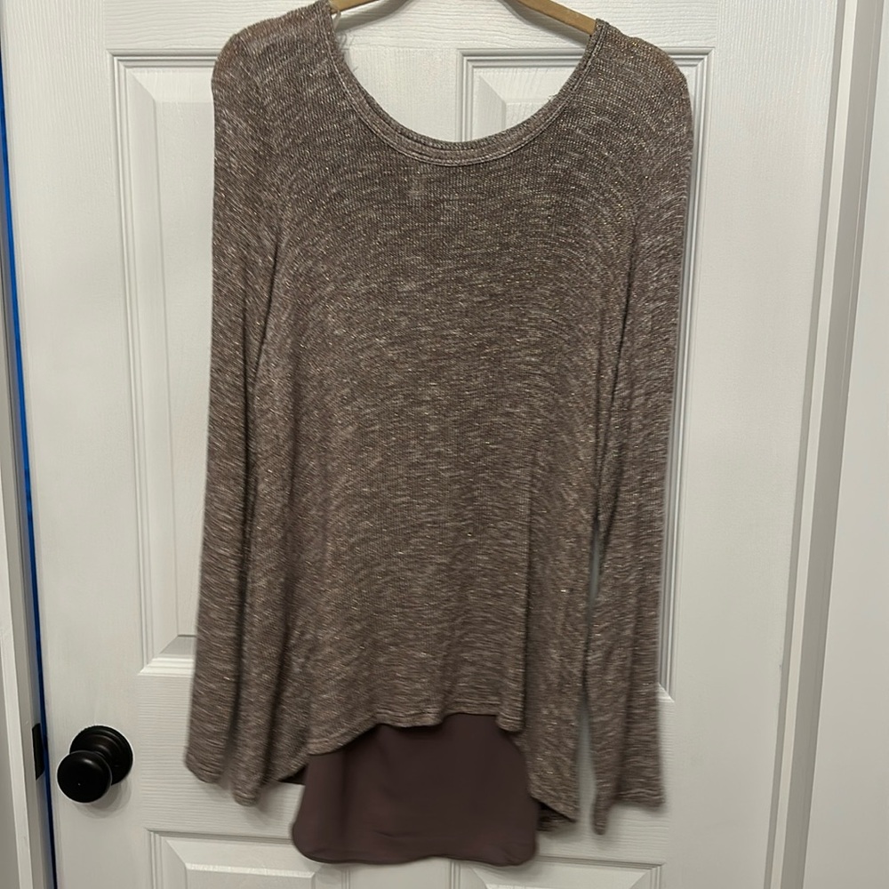 Studio Y tunic. Medium